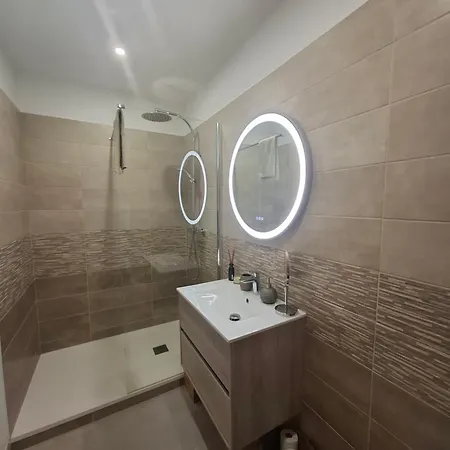 Terrasse Au Coeur D'ajaccio