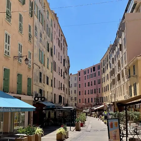 Terrasse Au Coeur D'ajaccio Lägenhet