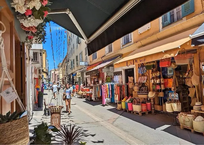Terrasse Au Coeur D'ajaccio * 阿雅克肖